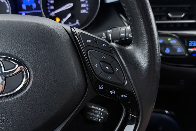 Vehicle Image 30
