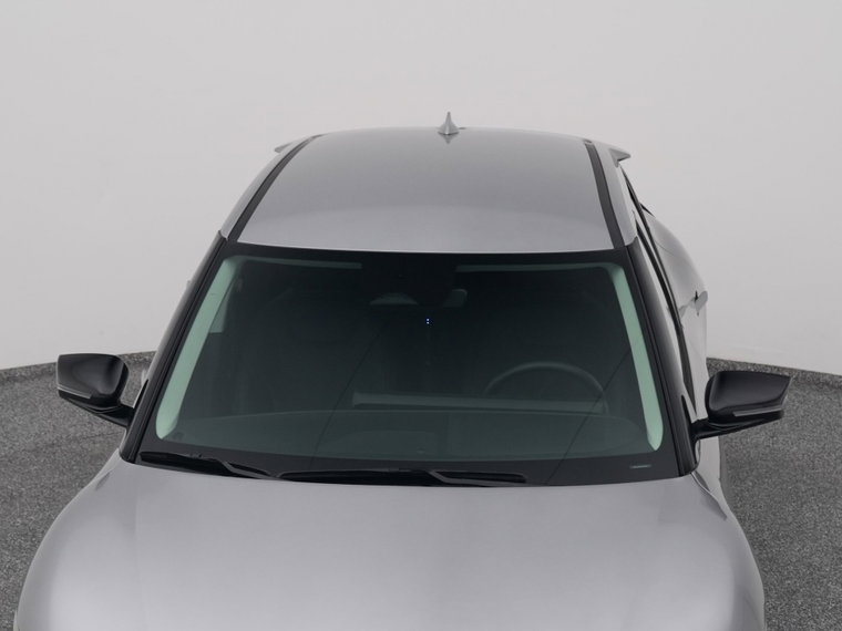 Vehicle Image 33
