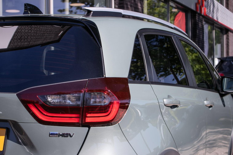 Vehicle Image 30