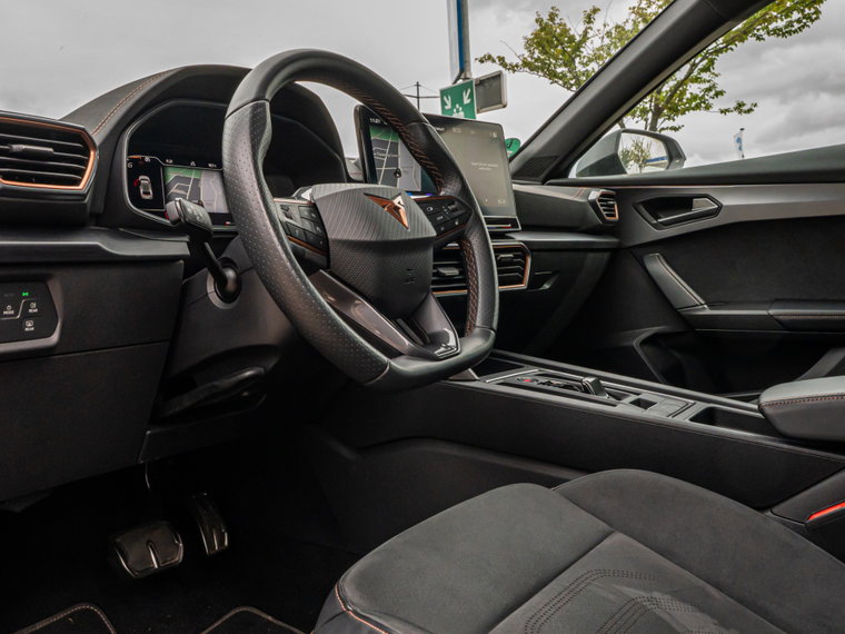 Vehicle Image 35