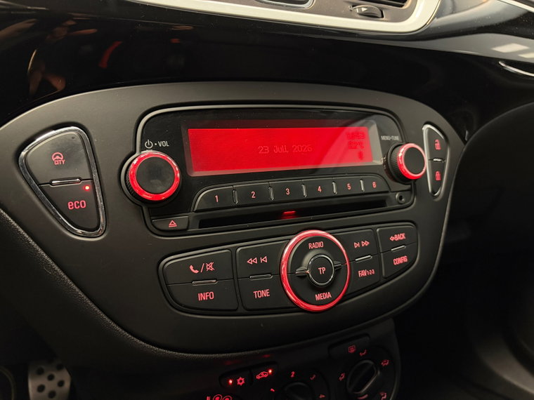 Vehicle Image 26