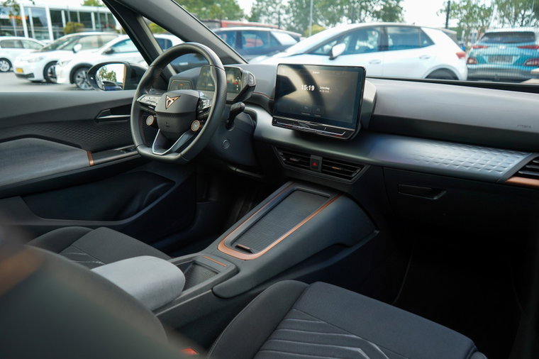 Vehicle Image 39