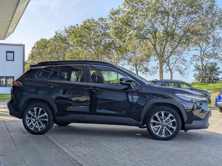 Vehicle Image 4