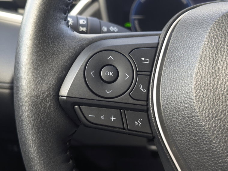Vehicle Image 24