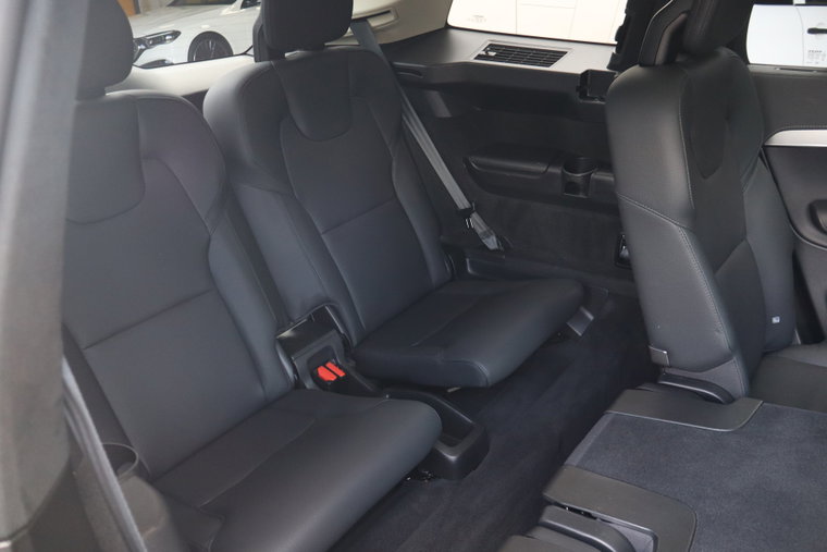 Vehicle Image 45