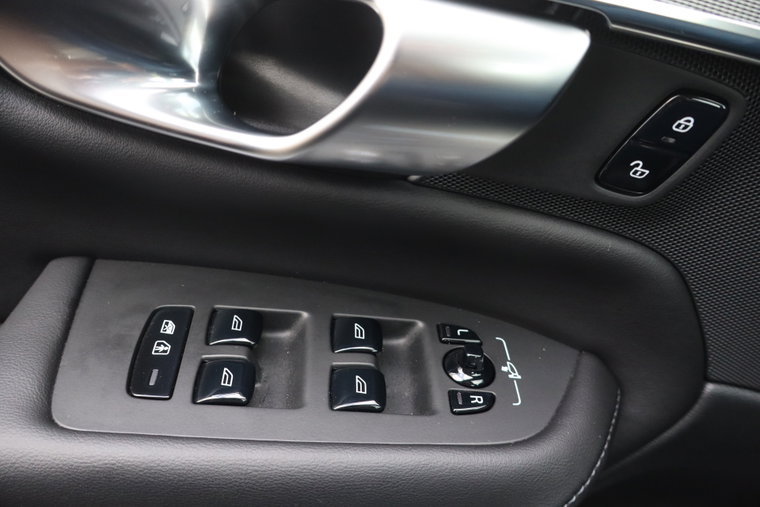 Vehicle Image 50