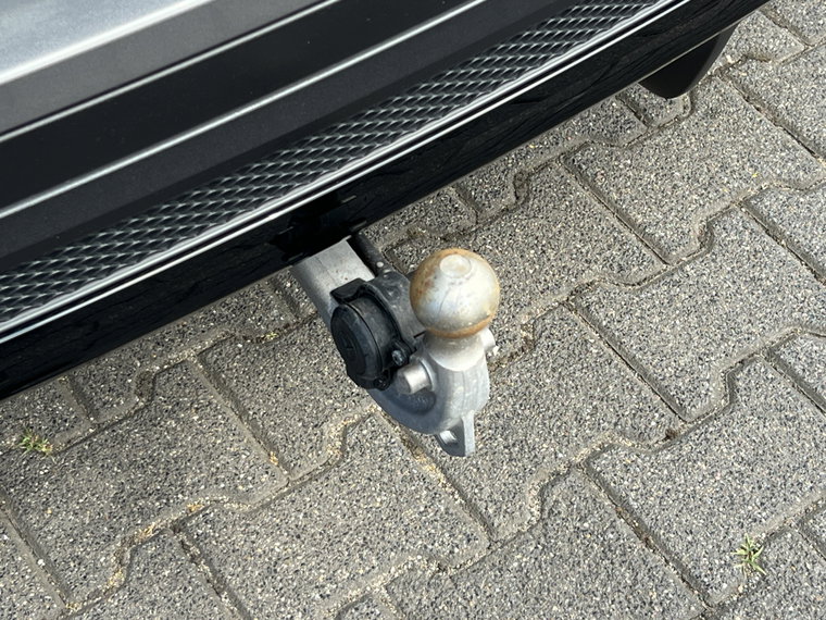 Vehicle Image 37