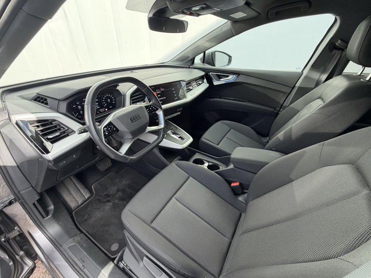 Vehicle Image 40