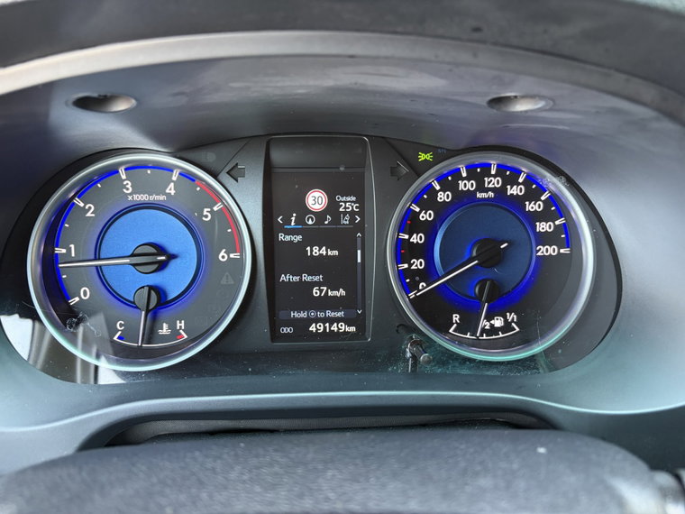 Vehicle Image 9