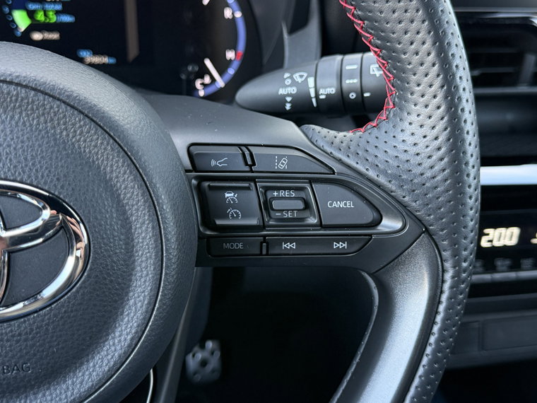 Vehicle Image 19