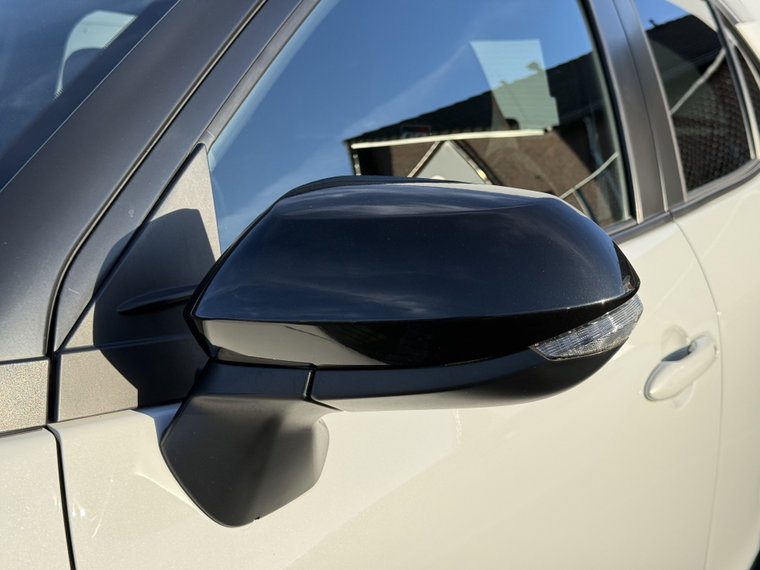 Vehicle Image 37