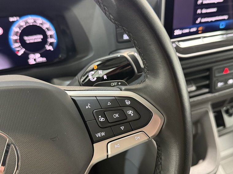 Vehicle Image 52