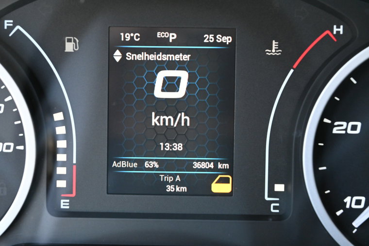 Vehicle Image 22