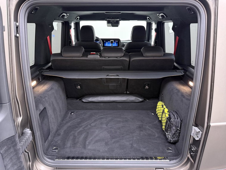 Vehicle Image 19