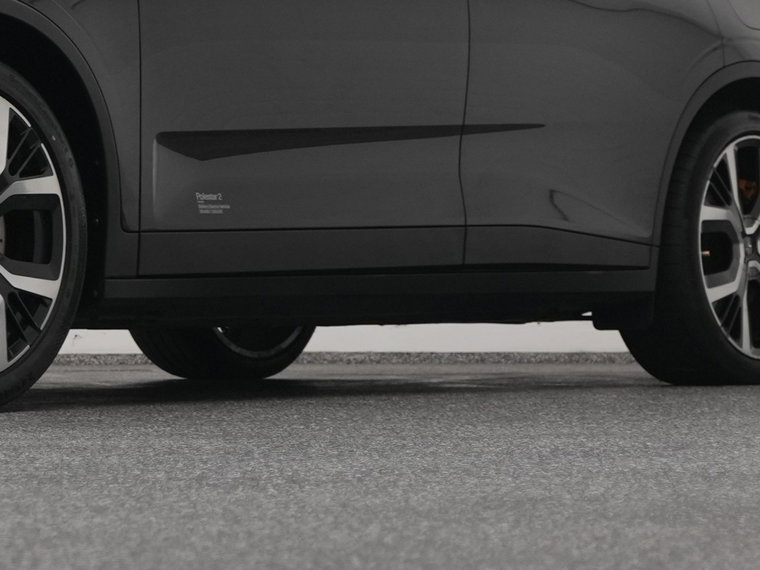 Vehicle Image 38