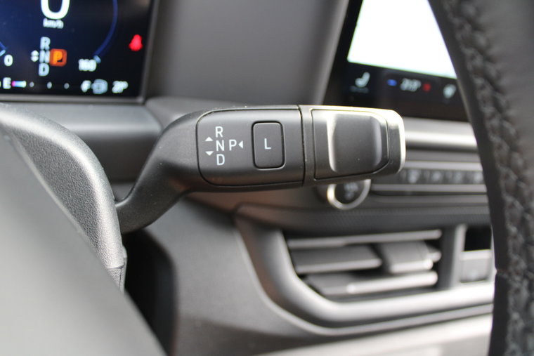 Vehicle Image 24