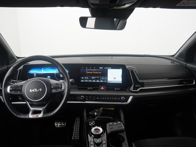 Vehicle Image 35