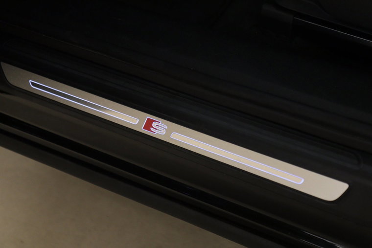 Vehicle Image 39