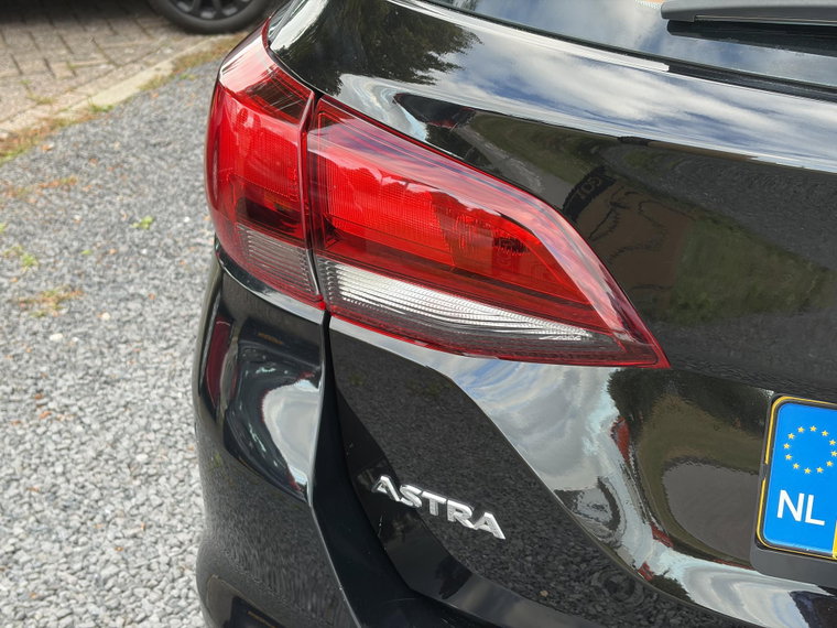 Vehicle Image 38