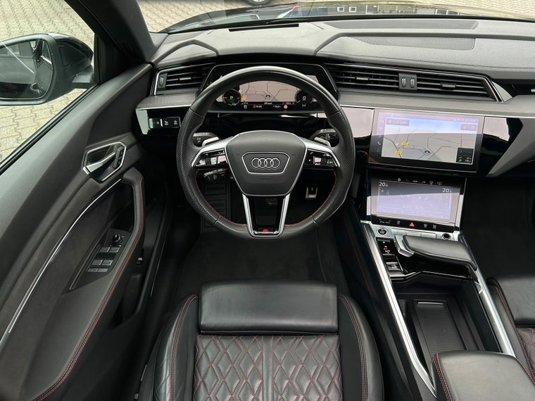 Vehicle Image 26
