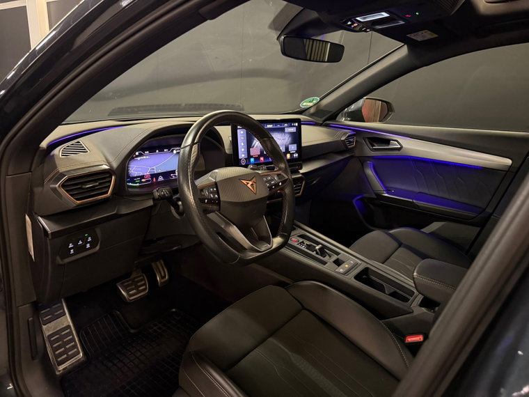 Vehicle Image 30