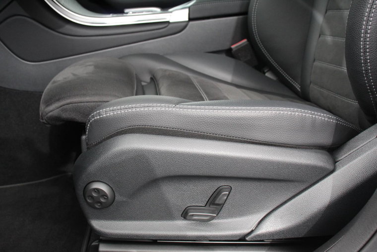 Vehicle Image 24