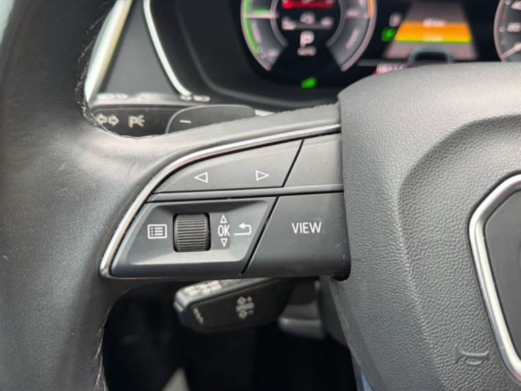 Vehicle Image 17