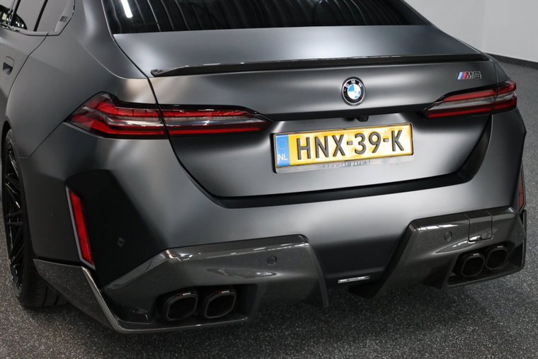 Vehicle Image 38