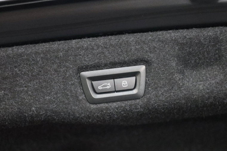 Vehicle Image 39