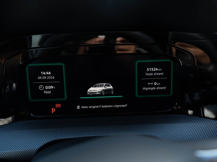 Vehicle Image 32