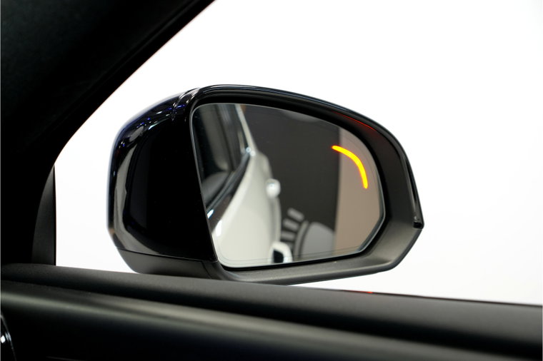 Vehicle Image 19