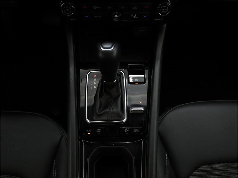 Vehicle Image 39