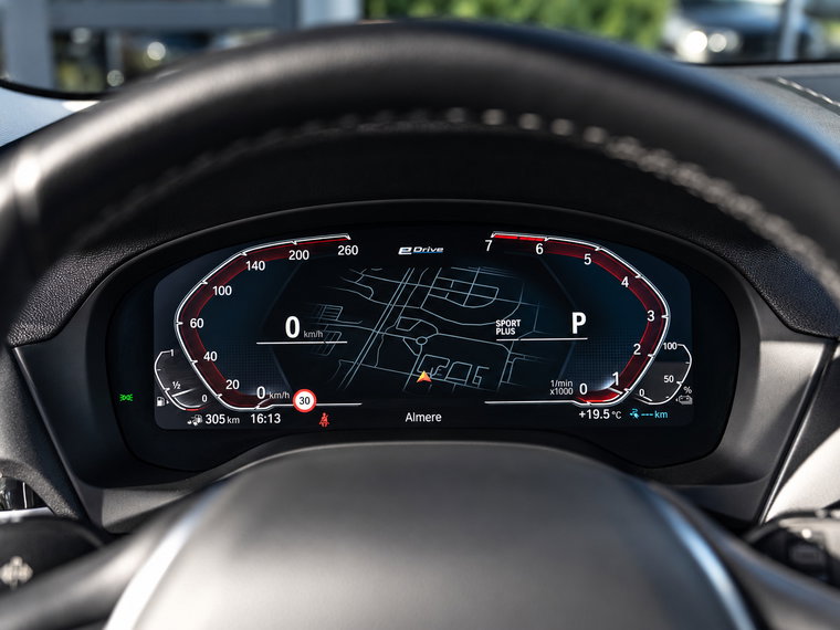 Vehicle Image 30