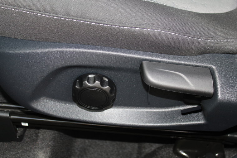 Vehicle Image 33