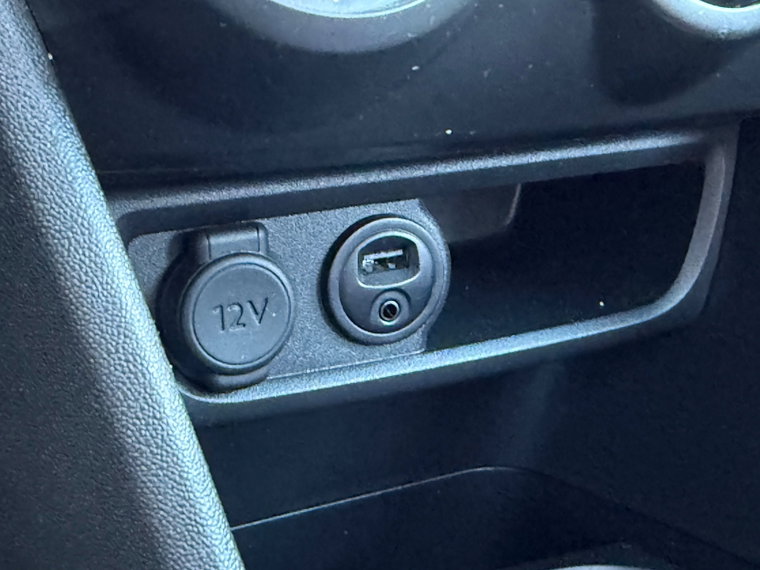 Vehicle Image 24
