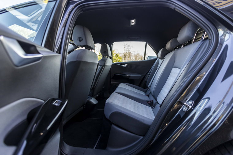 Vehicle Image 14