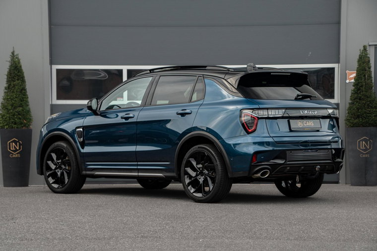 Vehicle Image 7