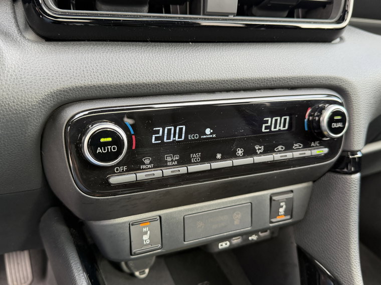 Vehicle Image 30