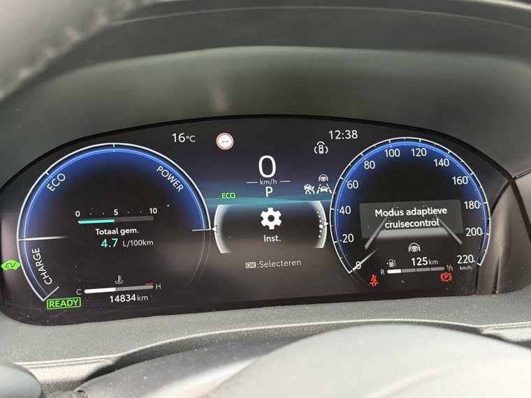 Vehicle Image 35