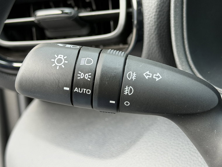 Vehicle Image 37