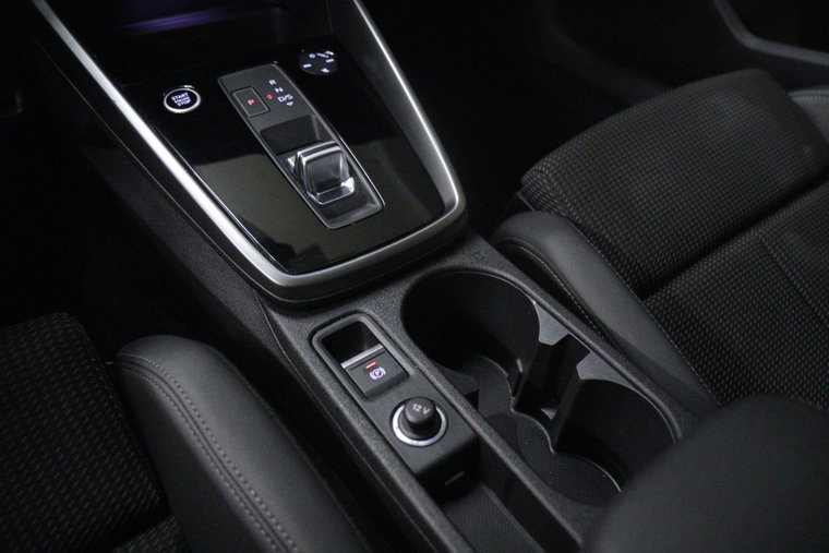 Vehicle Image 37