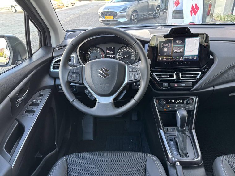 Vehicle Image 15