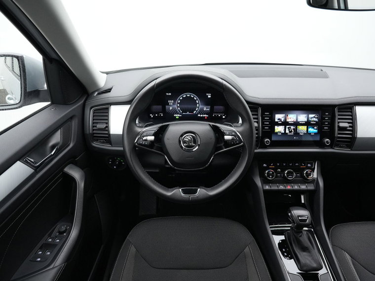 Vehicle Image 18