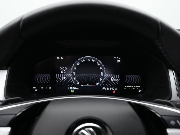 Vehicle Image 19