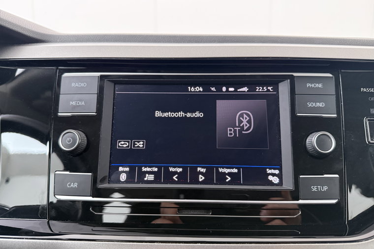 Vehicle Image 22