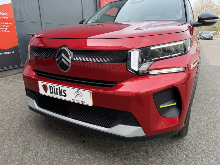 Vehicle Image 26