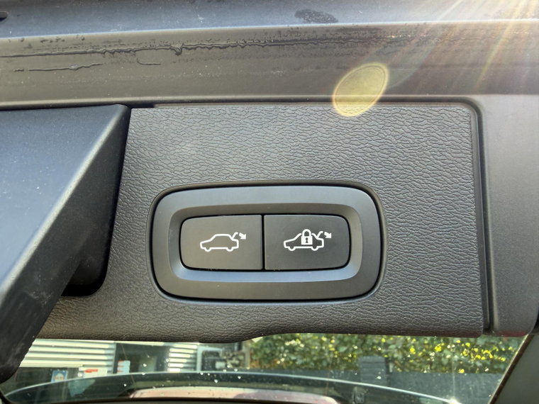 Vehicle Image 28