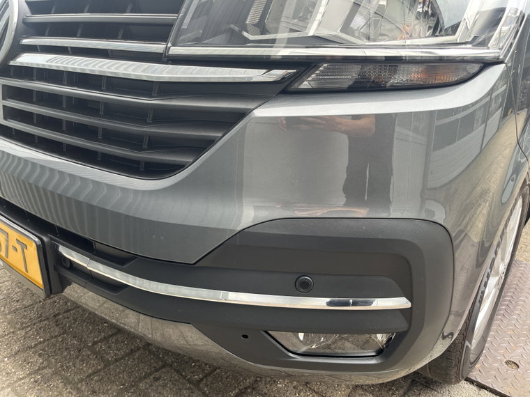 Vehicle Image 38