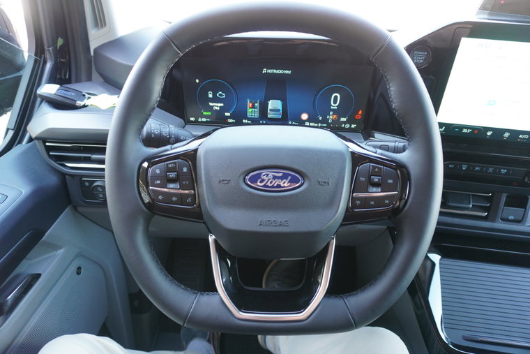 Vehicle Image 19