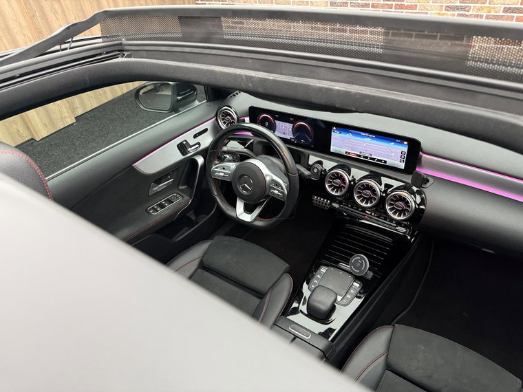 Vehicle Image 29